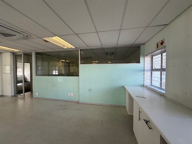To Let commercial Property for Rent in Pinelands Western Cape
